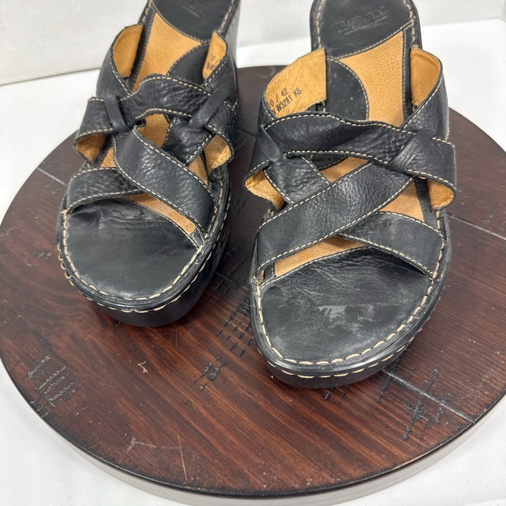 BORN W3281 Black Leather Slide On Wedge Sandals Women's Size US 10 EUR 42